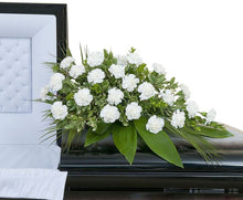 Load image into Gallery viewer, Simple Love Casket Spray
